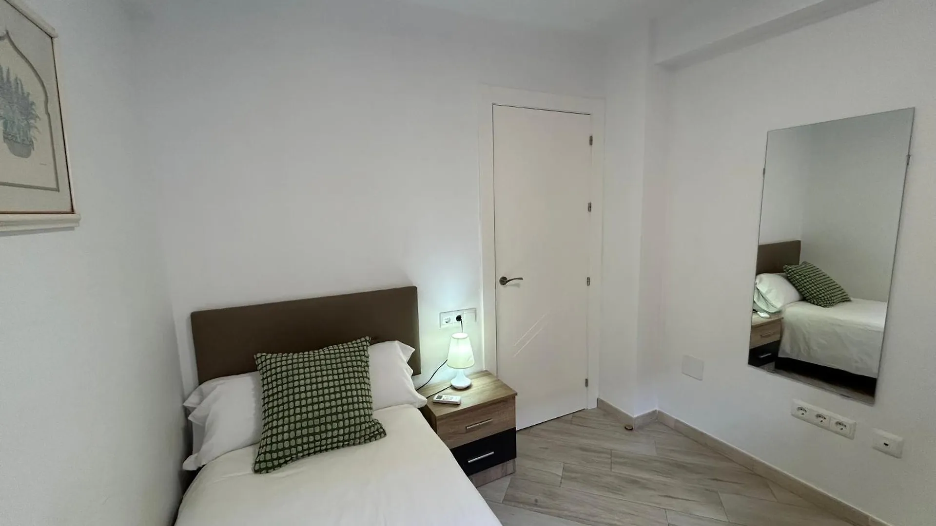 Adoorable Malaga Center Apartment Spain